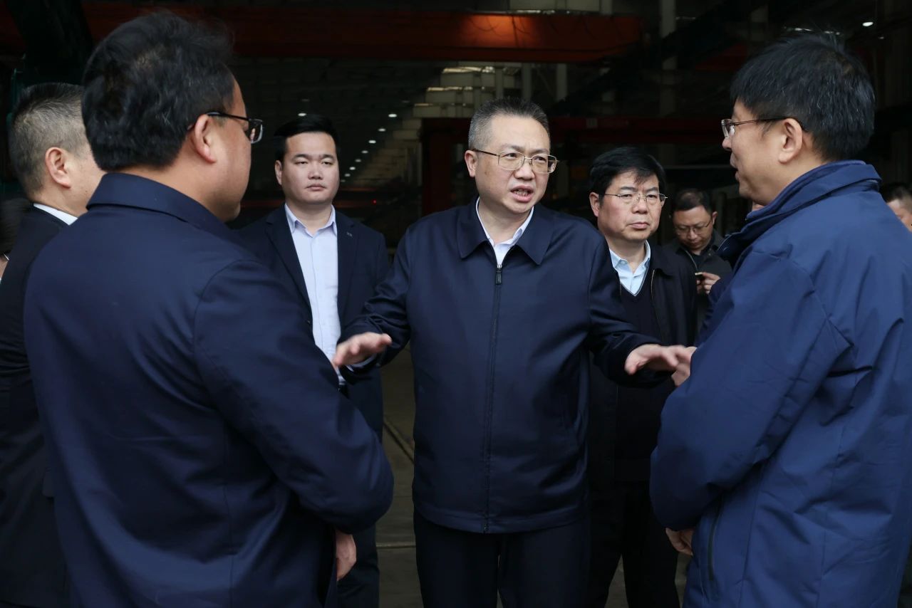 长沙市人民当局副市长康镇麟调研人生就是搏智能