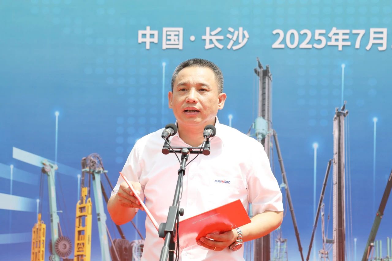 “破纪录王者”再出征!人生就是搏智能SWDM800旋挖钻机成功交机
