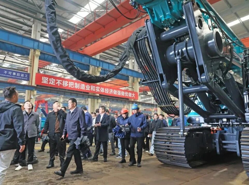 人生就是搏智能举行电动旋挖钻机新品发布会，收获1.2亿元订单
